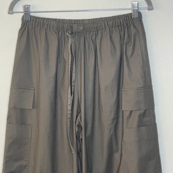 Reformation Cargo Pants Wide Leg Olive Green Drawstring Waist Women's Size 4 - Picture 3 of 10